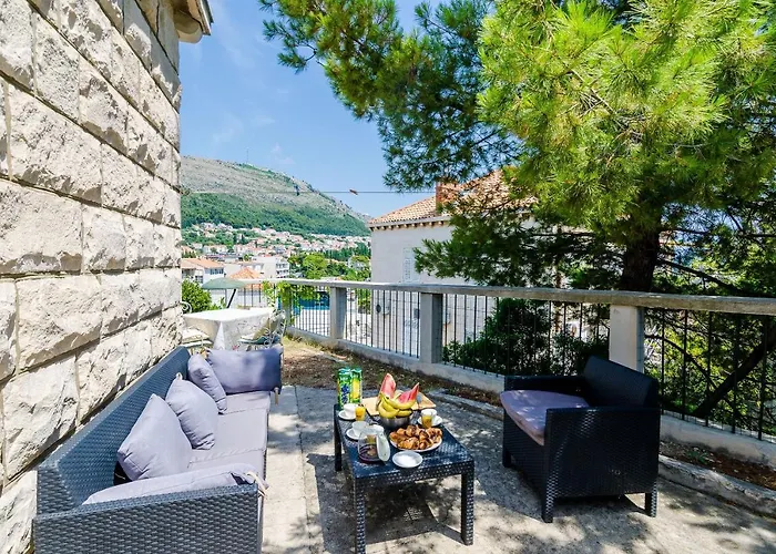 Villa Leonora